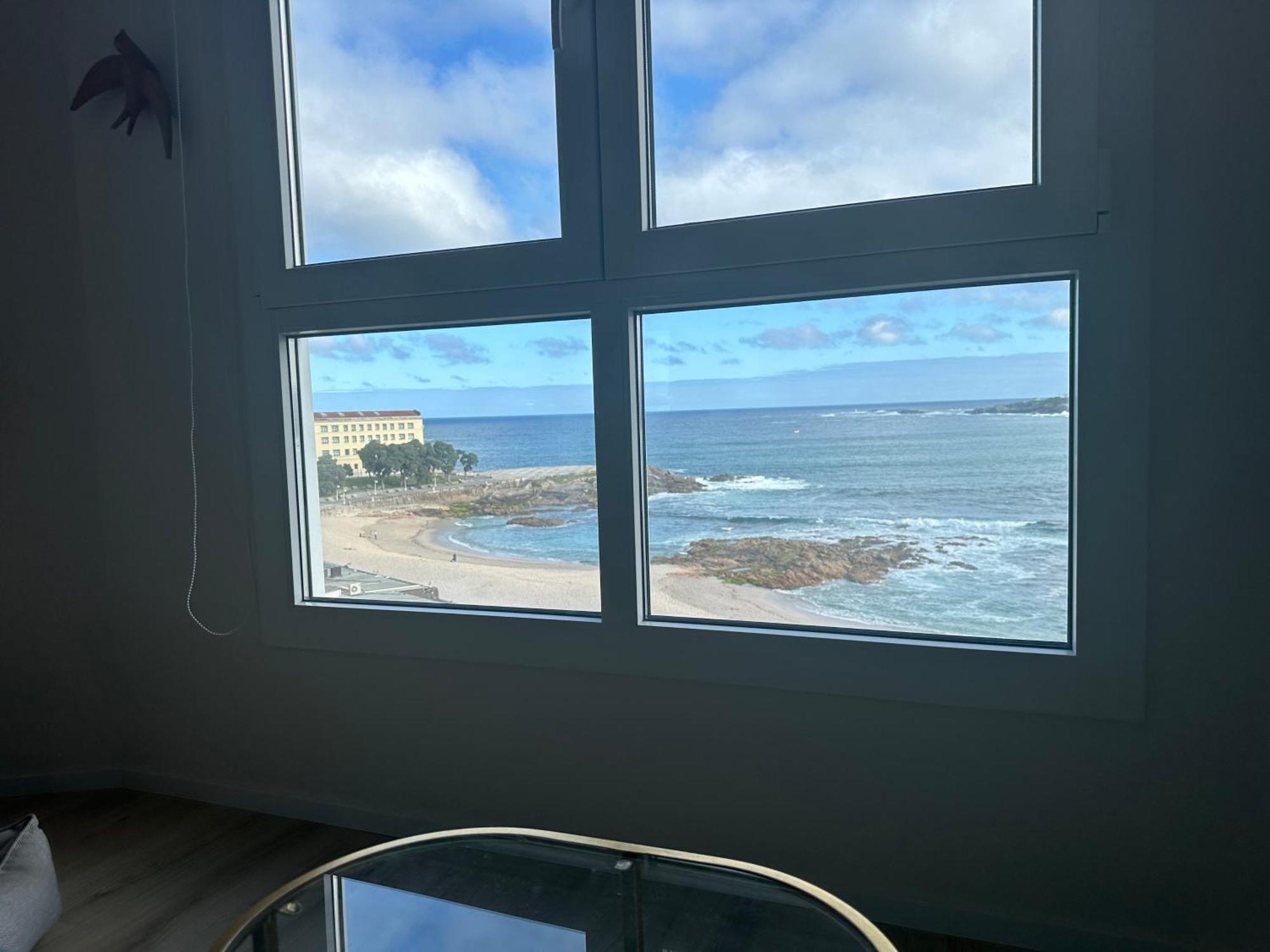 Piso Con Vistas A La Playa De Riazor Apartment A Coruna Luaran gambar